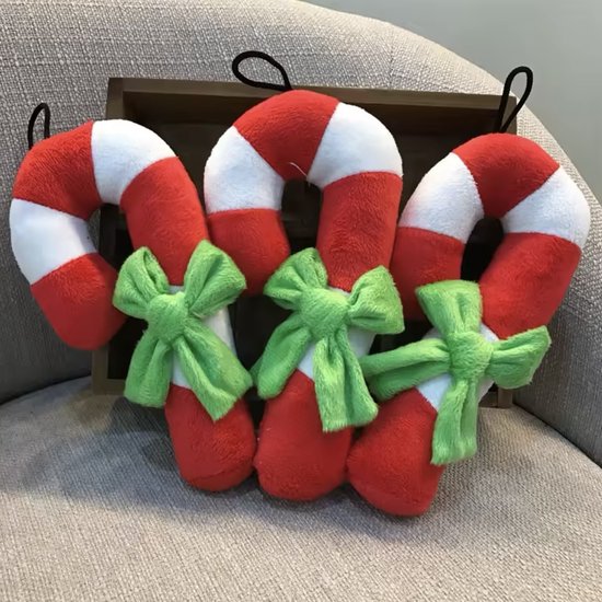 Candy Cane Cuddle